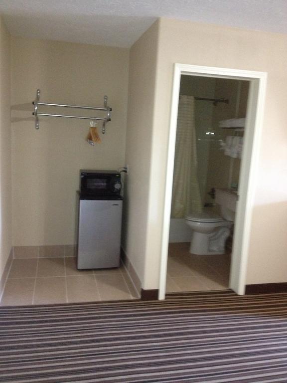 Executive Inn Snyder Habitación foto